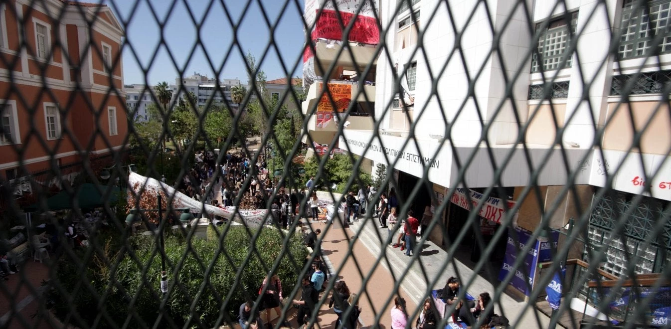 Αποθήκη… μαϊμούδων η αυλή της ΑΣΟΕΕ – Αποκαλυπτικοί διάλογοι